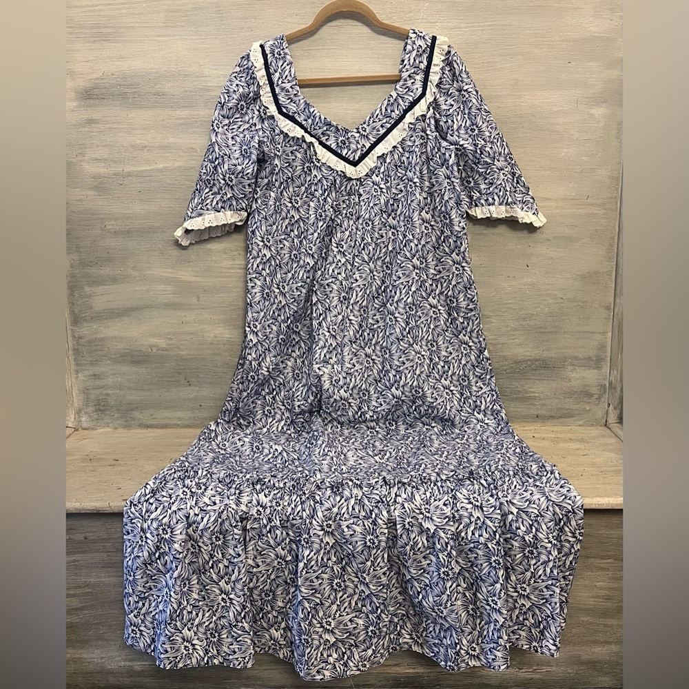 Vintage Especially for You Blue White‎ Floral Print Full Length Dress 15/16 GC